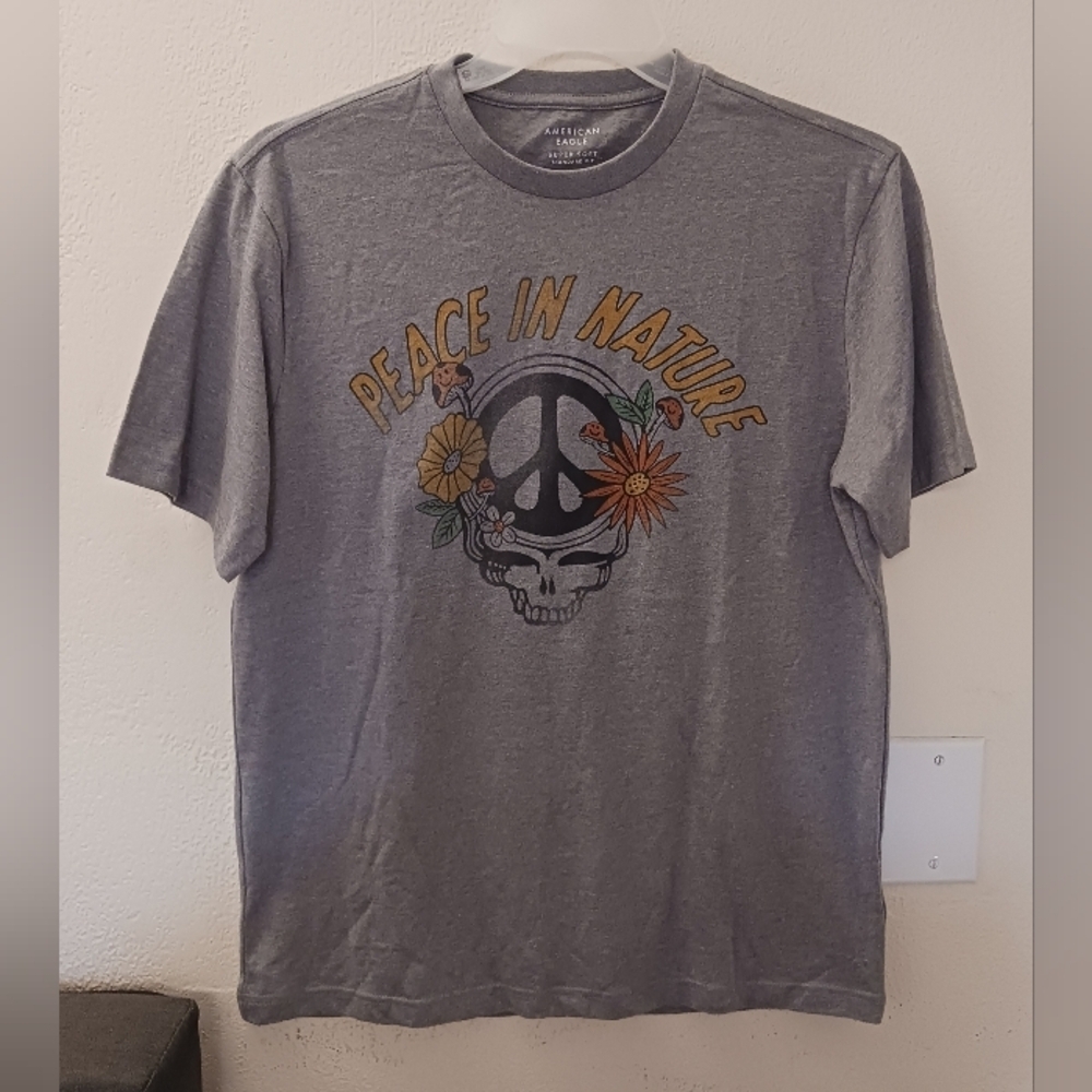 American Eagle Men's Super Soft Peace in Nature Graphic T-shirt Size Medium